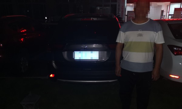 胆大驾驶员二次非法营运+应急车道行驶加塞 执法人员联合高速交巡警严查重罚
