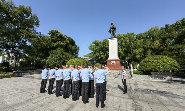 市交通执法总队高速公路五支队二大队 推进打造“红岩先锋”变革型组织