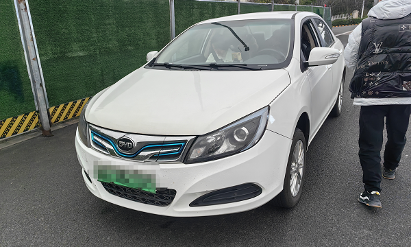 网约车驾驶员未取得从业资格证线下揽客被查