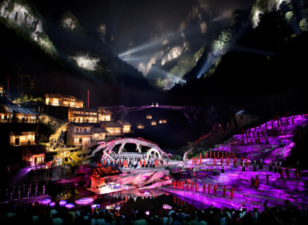 20251202094213968693744